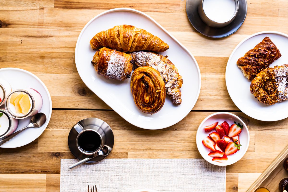 13" Oval Bevel™ Platter