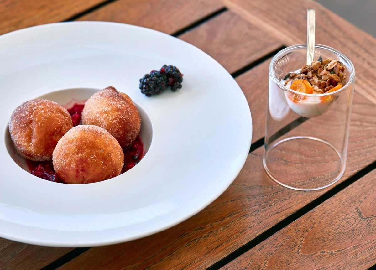 4.75" Round Monaco Divided Dish - 4 oz